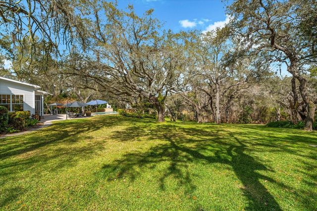 653 OLD EAST LAKE ROAD, Tarpon Springs, FL 34688