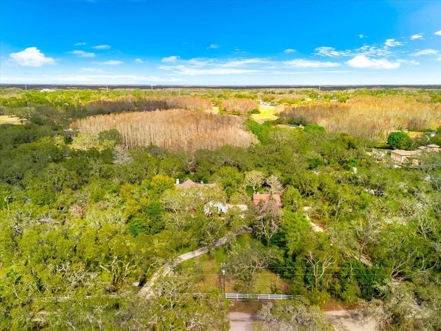 653 OLD EAST LAKE ROAD, Tarpon Springs, FL 34688