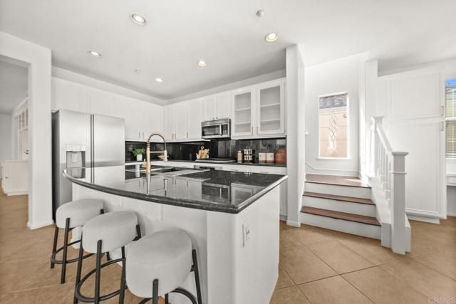 6340 Oleander Way, San Diego, CA 92130