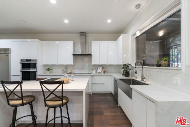 1810 Westmoreland Boulevard, Los Angeles, CA 90006