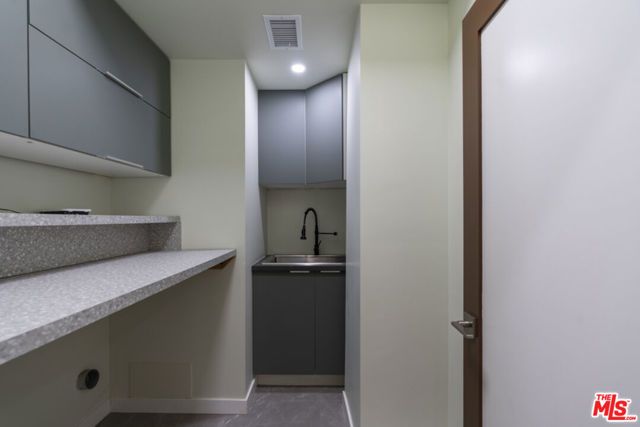 1810 Westmoreland Boulevard, Los Angeles, CA 90006