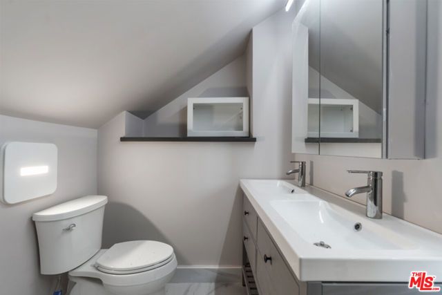 1810 Westmoreland Boulevard, Los Angeles, CA 90006