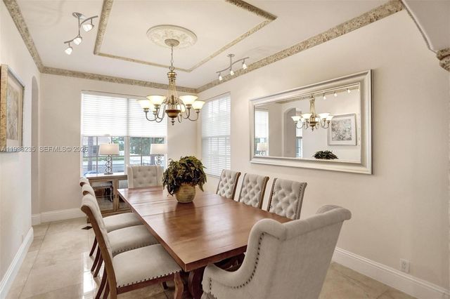 832 Hollywood Blvd, Hollywood, FL 33019