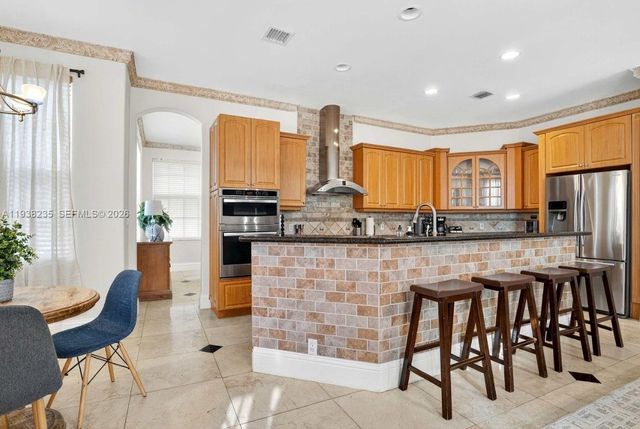 832 Hollywood Blvd, Hollywood, FL 33019