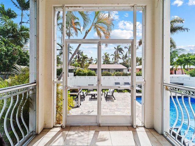 832 Hollywood Blvd, Hollywood, FL 33019