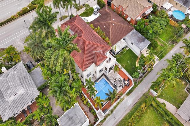 832 Hollywood Blvd, Hollywood, FL 33019