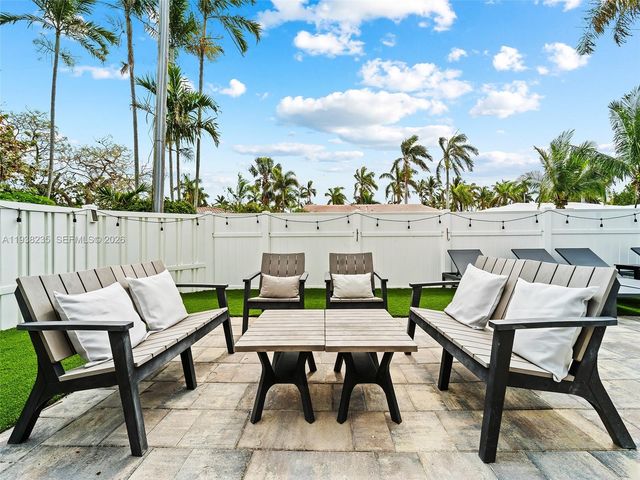 832 Hollywood Blvd, Hollywood, FL 33019