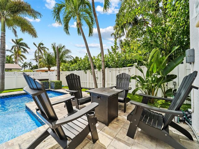 832 Hollywood Blvd, Hollywood, FL 33019