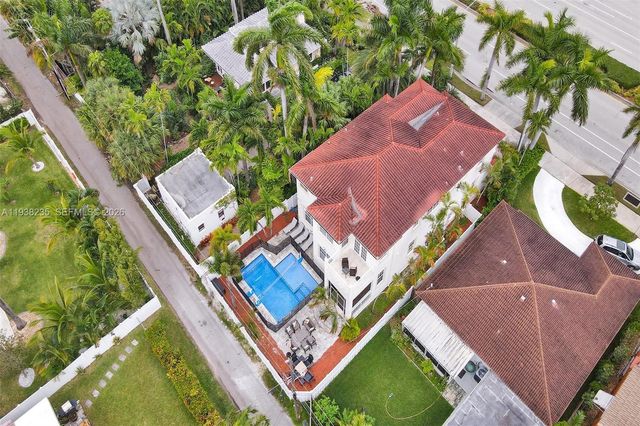 832 Hollywood Blvd, Hollywood, FL 33019