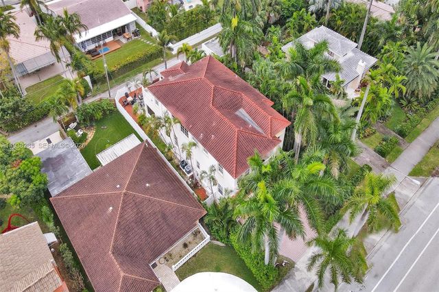 832 Hollywood Blvd, Hollywood, FL 33019