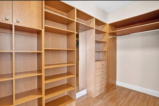 832 Hollywood Blvd, Hollywood, FL 33019