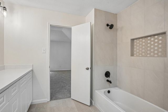4419 Crossvine Avenue, Baytown, TX 77521