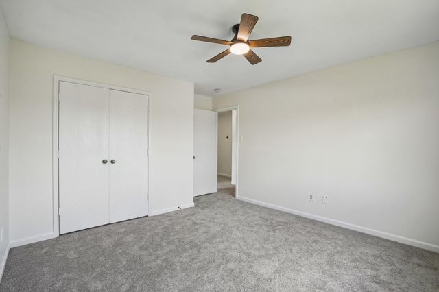4419 Crossvine Avenue, Baytown, TX 77521