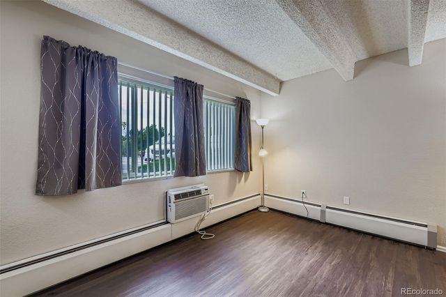 800 W Belleview Avenue 101, Englewood, CO 80110