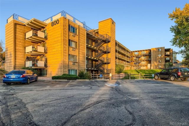 800 W Belleview Avenue 101, Englewood, CO 80110