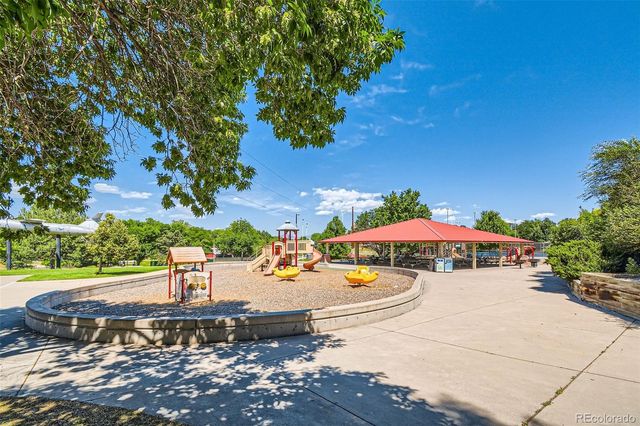 800 W Belleview Avenue 101, Englewood, CO 80110