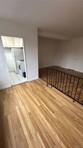 98-10 64th Avenue 3J, Rego Park, NY 11374