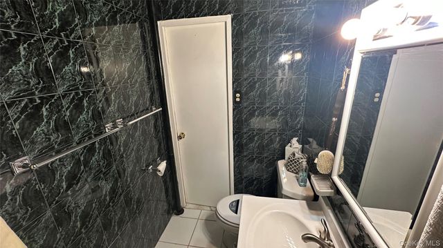 98-10 64th Avenue 3J, Rego Park, NY 11374