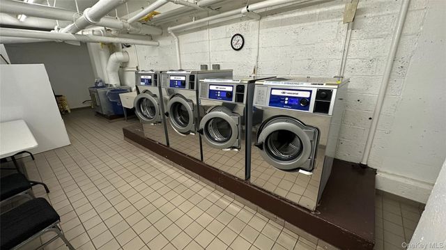 98-10 64th Avenue 3J, Rego Park, NY 11374