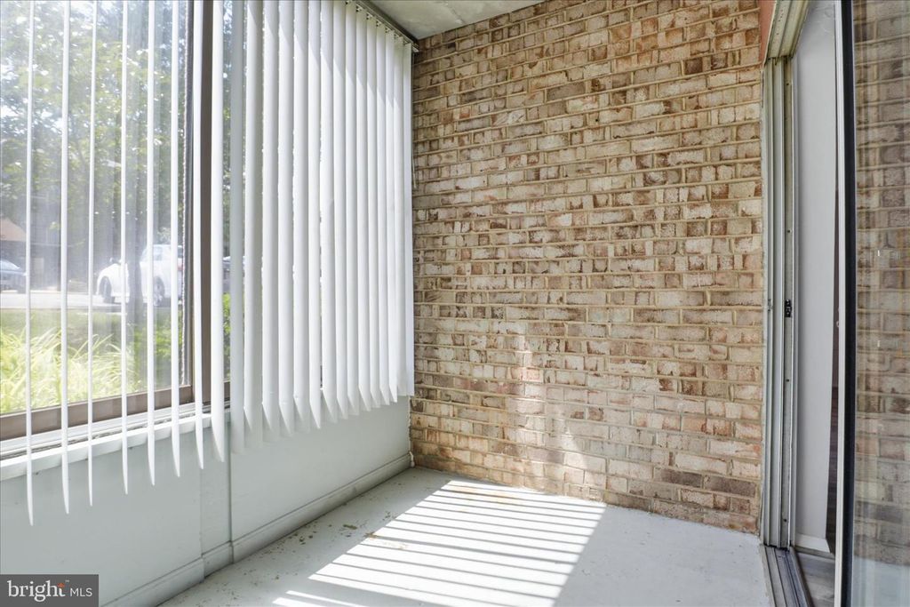 Image 26 of property listing at 7818 HANOVER PKWY #101, Greenbelt, MD 20770