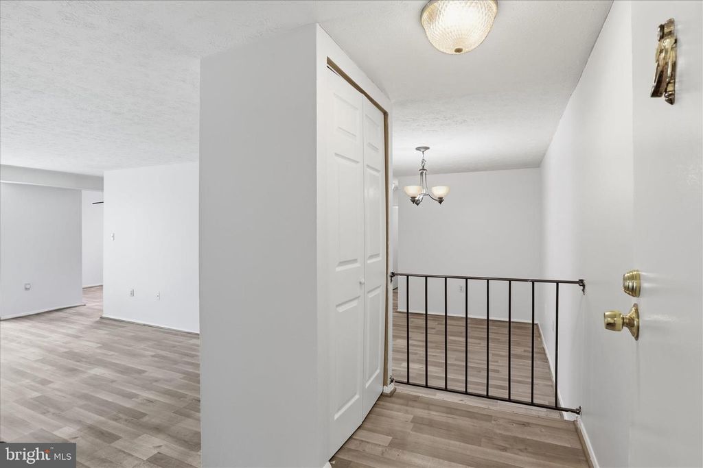 Image 3 of property listing at 7818 HANOVER PKWY #101, Greenbelt, MD 20770