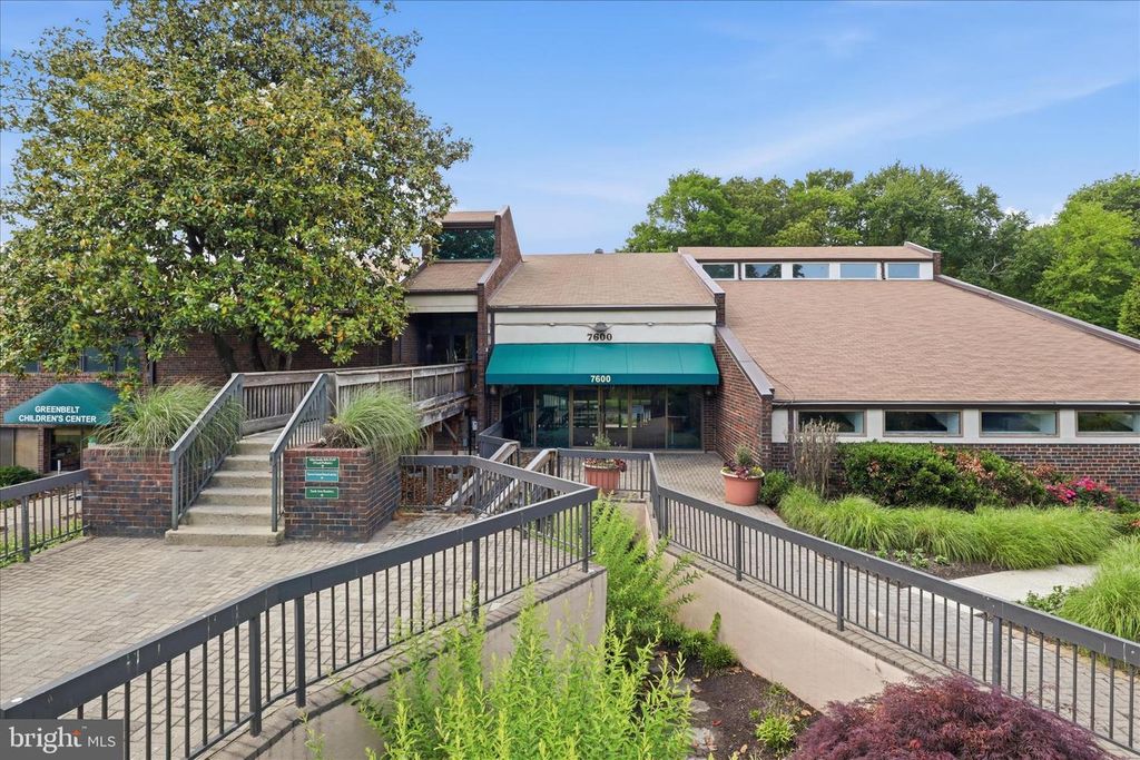 Image 31 of property listing at 7818 HANOVER PKWY #101, Greenbelt, MD 20770