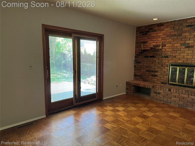 1684 Lexington Street, Plymouth, MI 48170