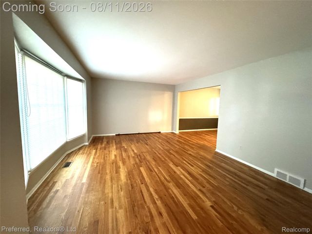 1684 Lexington Street, Plymouth, MI 48170