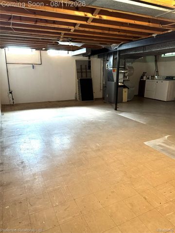 1684 Lexington Street, Plymouth, MI 48170