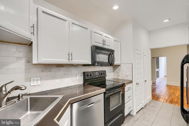 2123 E FAIRMOUNT AVE, Baltimore, MD 21231