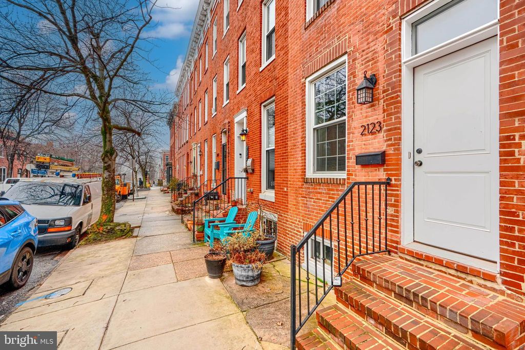 2123 E FAIRMOUNT AVE, Baltimore, MD 21231
