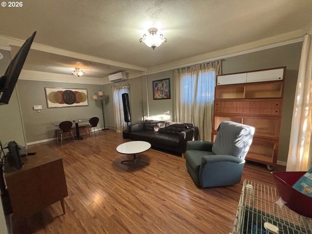 6122 Se 87TH Ave, Portland, OR 97266