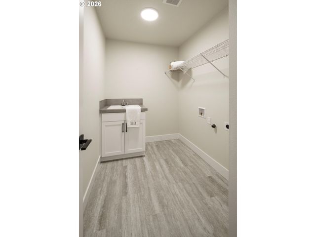 16098 BARLOW TRAIL Ln, Oregon City, OR 97045