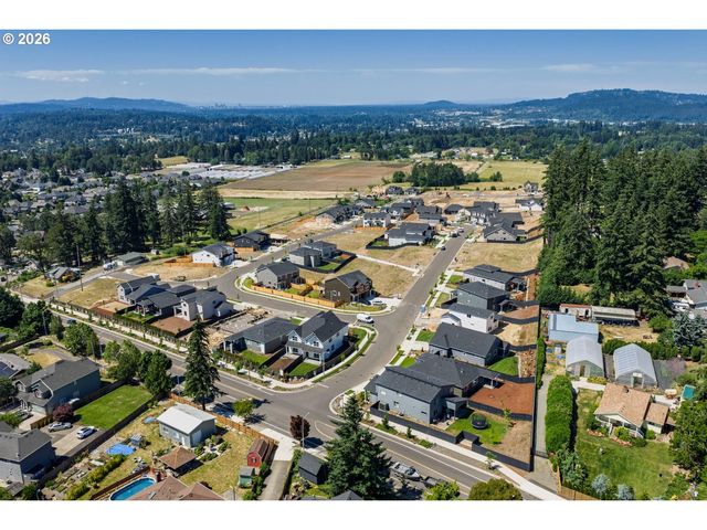16098 BARLOW TRAIL Ln, Oregon City, OR 97045