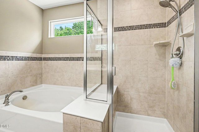 4366 Auburn Hills Drive, Raleigh, NC 27616