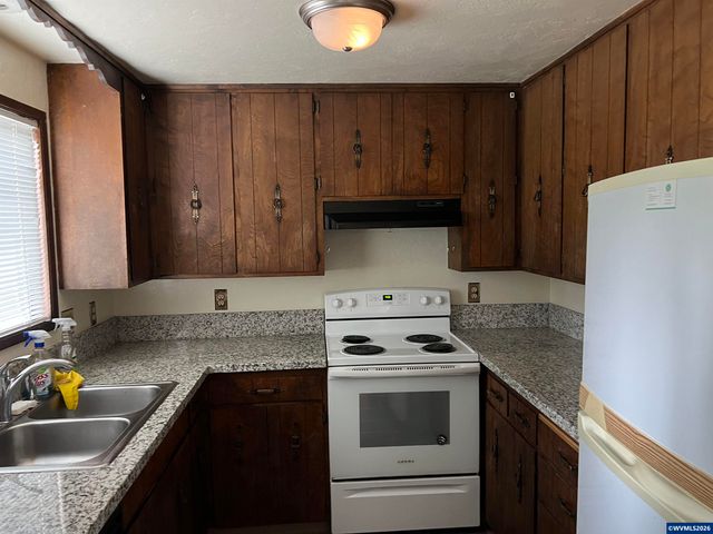 3130 NW Walnut Bl, Corvallis, OR 97330