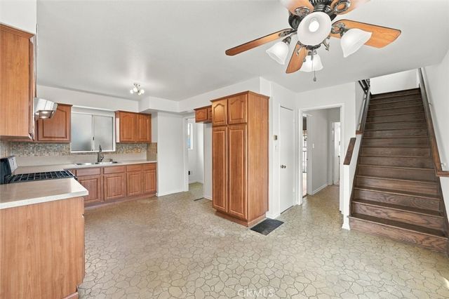1402 W 1st Street, San Pedro, CA 90732