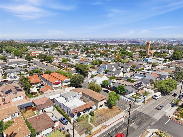 1402 W 1st Street, San Pedro, CA 90732