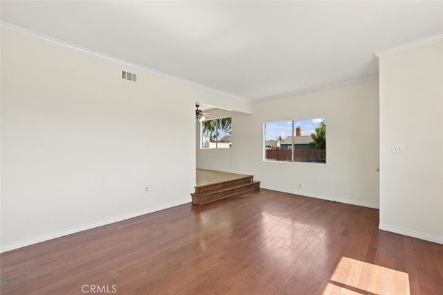 1402 W 1st Street, San Pedro, CA 90732