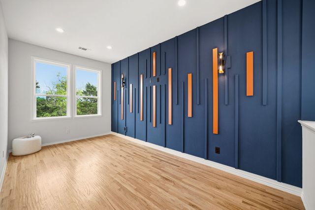 232 Hilltop Drive, Ennis, TX 75119