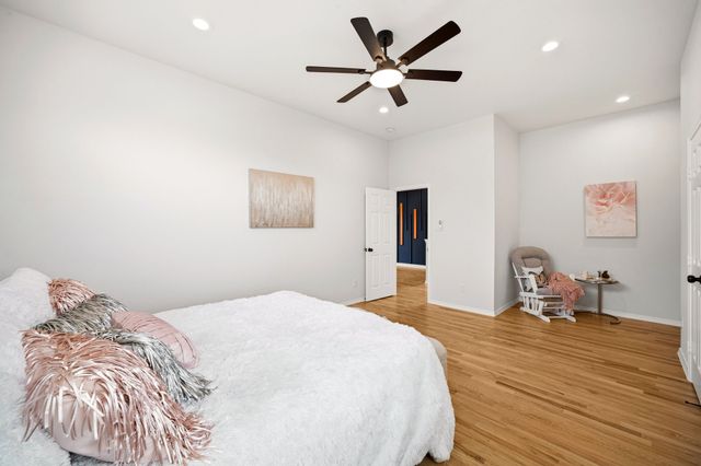 232 Hilltop Drive, Ennis, TX 75119