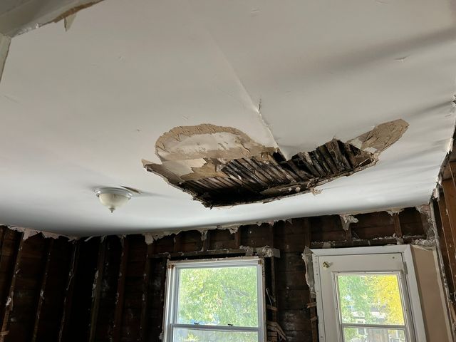 837 S Humphrey Avenue, Oak Park, IL 60304