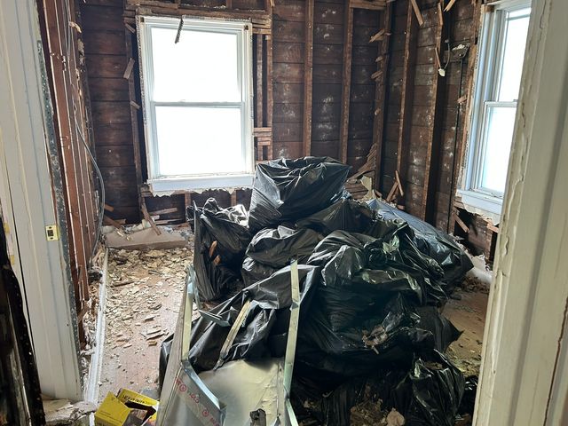 837 S Humphrey Avenue, Oak Park, IL 60304