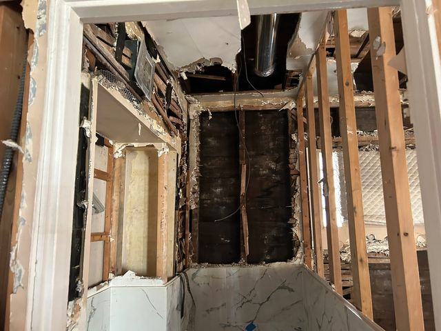 837 S Humphrey Avenue, Oak Park, IL 60304