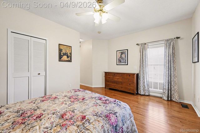 30949 Tanglewood Drive, Novi, MI 48377