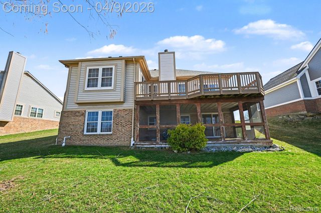 30949 Tanglewood Drive, Novi, MI 48377