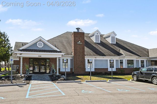 30949 Tanglewood Drive, Novi, MI 48377