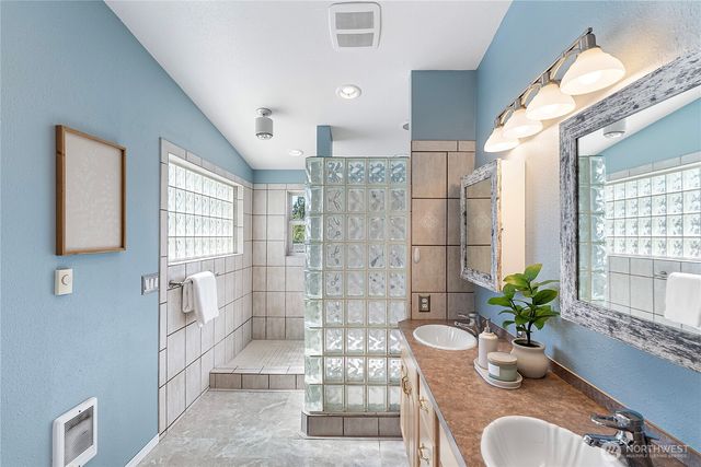 210 Champion Street, Steilacoom, WA 98388