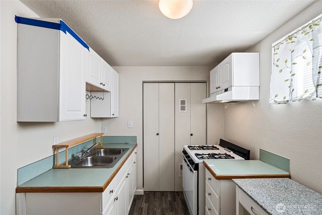 210 Champion Street, Steilacoom, WA 98388