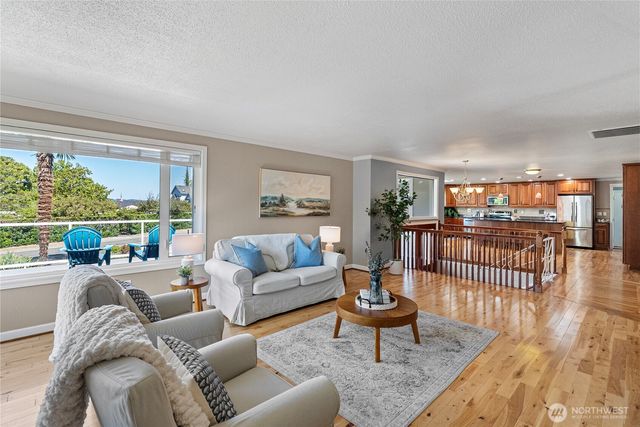210 Champion Street, Steilacoom, WA 98388
